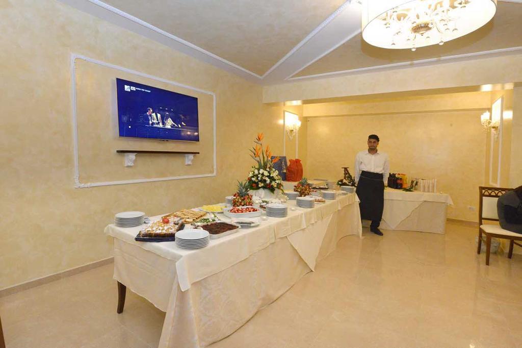 La Fortezza อาเรียโน อีร์ปิโน ภายนอก รูปภาพ